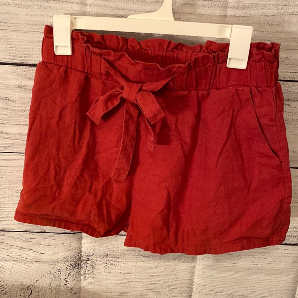 Trw boutique high waisted off red shorts size medium